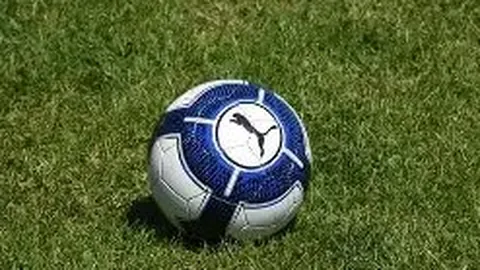 谭卓谈女性着装标准：展现魅力无错，是对美的热爱